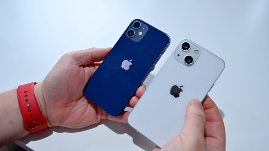 iphone 13 mini vs iphone 13